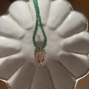 Collier madone green