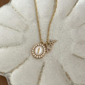 Collier madone grigri gold