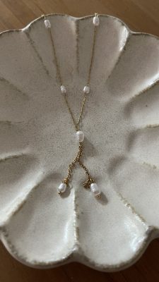 Collier fin pearl