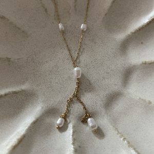 Collier fin pearl
