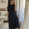 Robe Leony noire