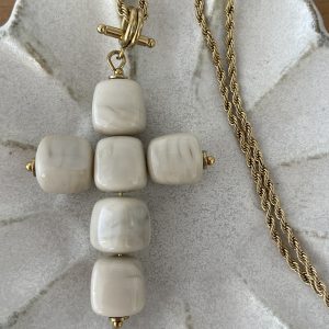 Sautoir Maldives ivoire