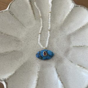 Collier eyes turquoise white