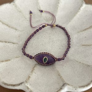 Bracelet violet eyes