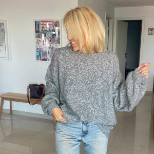 Pull omy gris